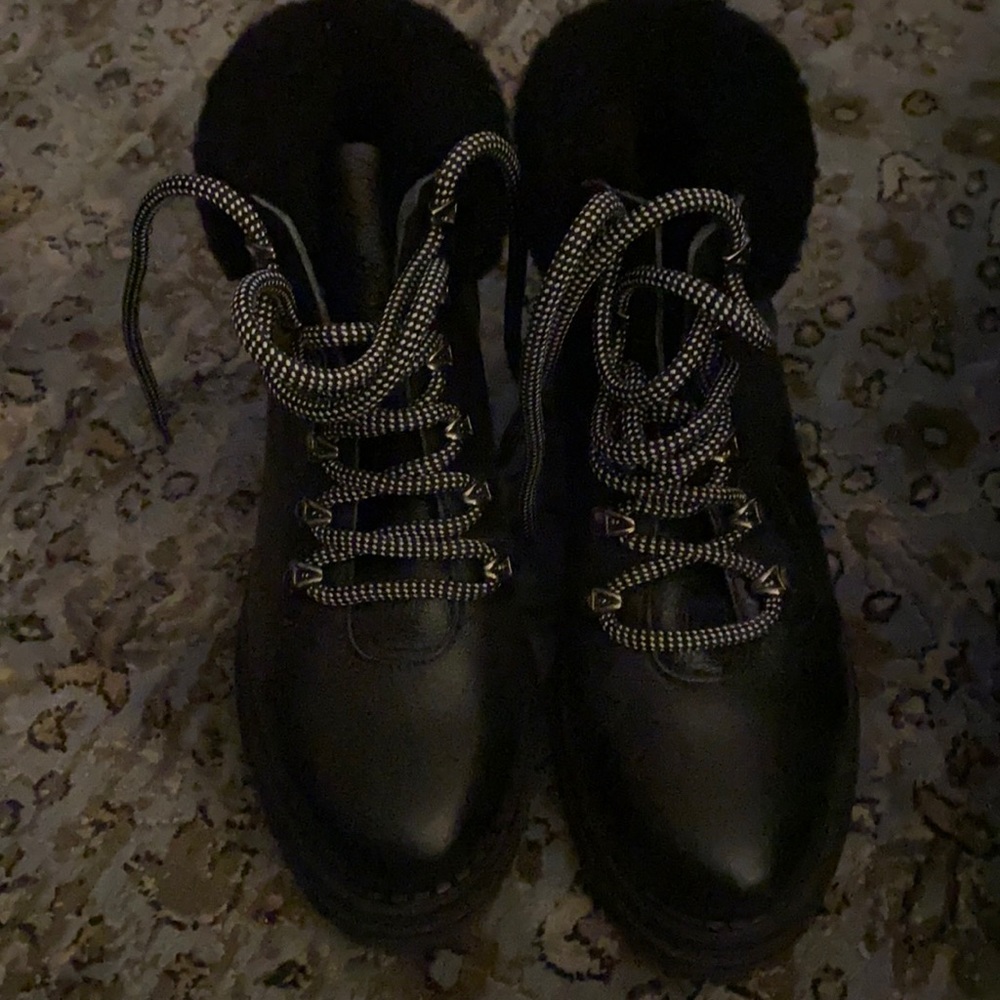 M Gemi the Alpi Black Leather